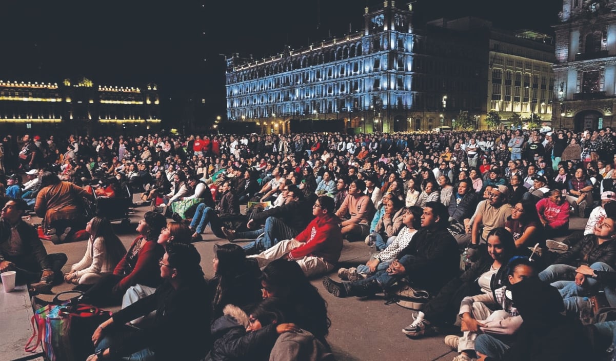 Juanga vuelve al Zócalo: el fallo de audio, un “¡Pinche Netflix!” y toda la nostalgia del público