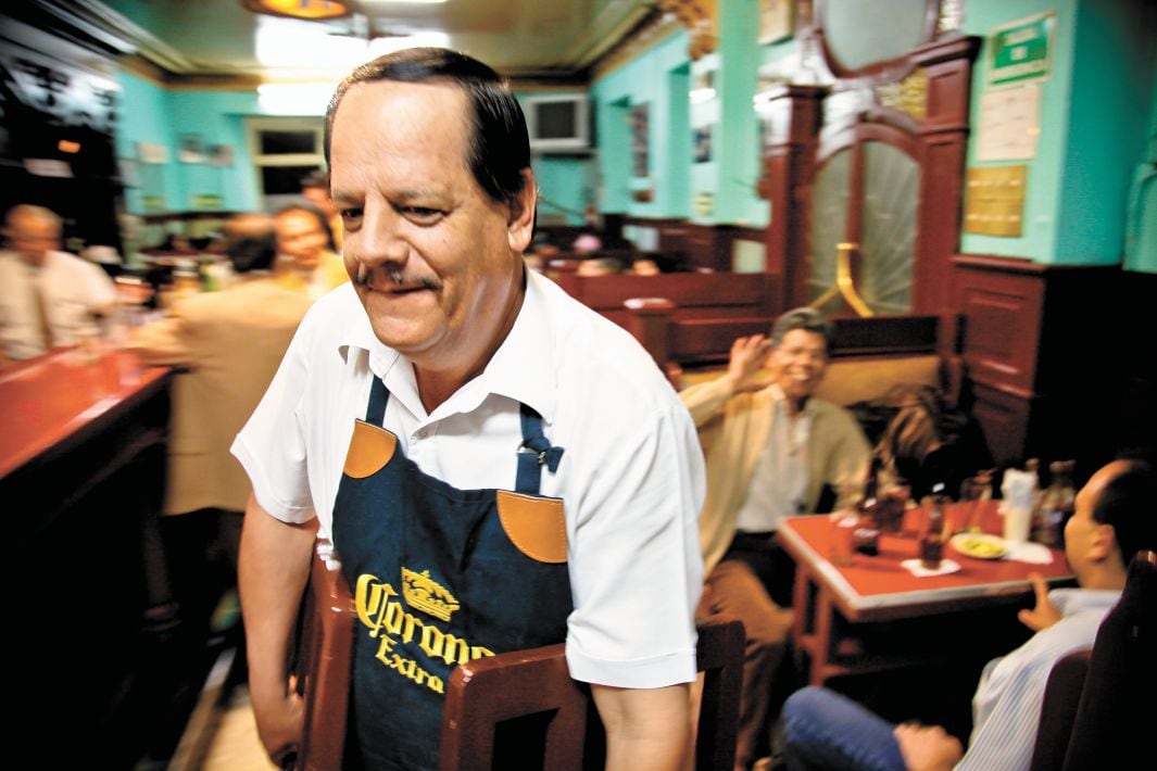 Policía busca a Vance Boelter como sospechoso del asesinato de congresistas; habría sido designado por el gobernador de Minnesota