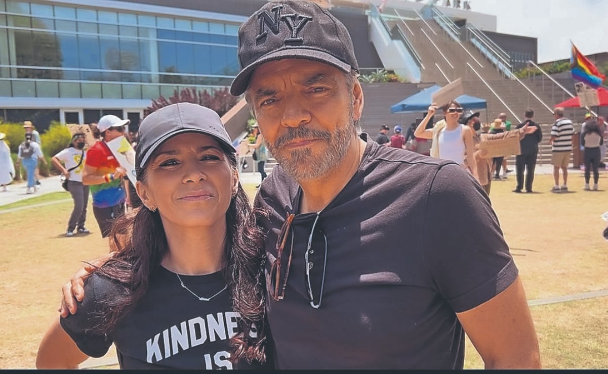 Marchan miles en el King’s Day en Los Ángeles; policía dispersa protesta con balas de goma