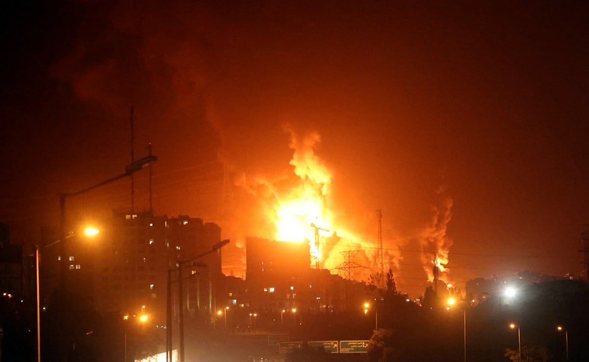 Se manifiestan en Los Ángeles entre gas lacrimógeno
