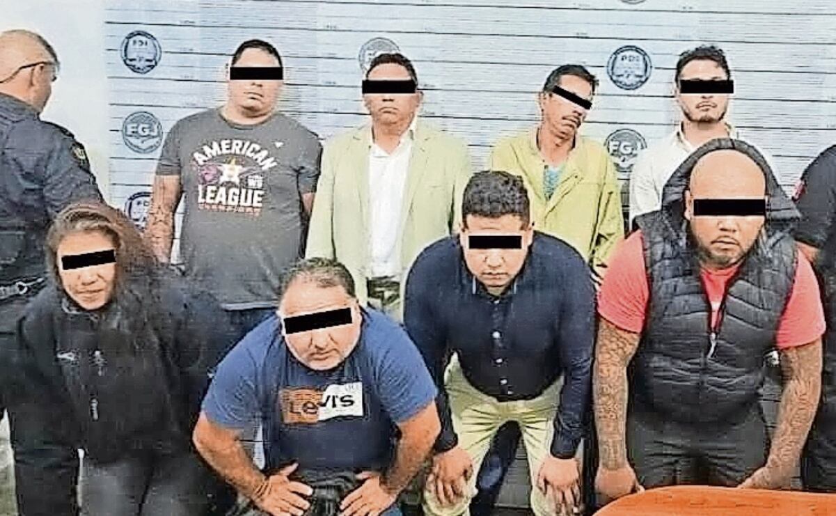 Avioneta realiza aterrizaje forzoso en terrenos de cultivo de Huejotzingo, Puebla; hay dos lesionados