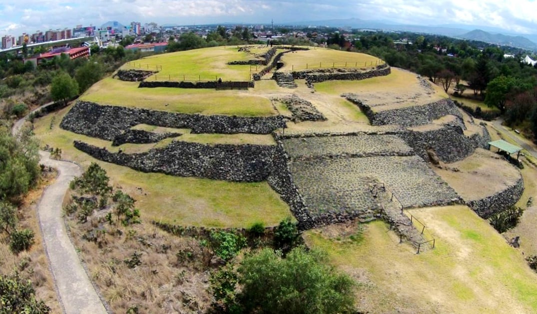 Detienen a mujer por atropellar a la pareja de su exnovio en Chiapas; familiares piden intervención del gobernador del estado