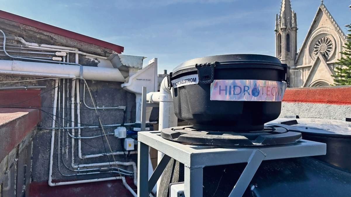 Homenajean al fotógrafo David Ross en el Senado; inauguran exposición “65 años de historia no política en México”