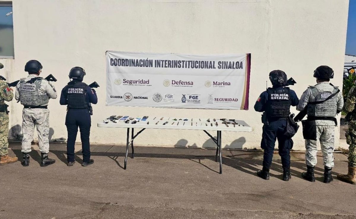 Se realiza marcha de las bestias en el Festival Internacional del Cine Fantástico, Pátzcuaro, Michoacán 