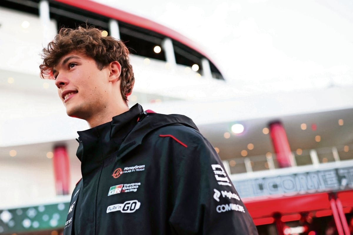 Guenther Steiner ve a Oliver Bearman en una escudería grande para 2027 