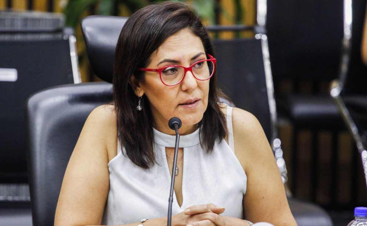 Mariana Rodríguez propone multar a quienes tiren escombros y basura 