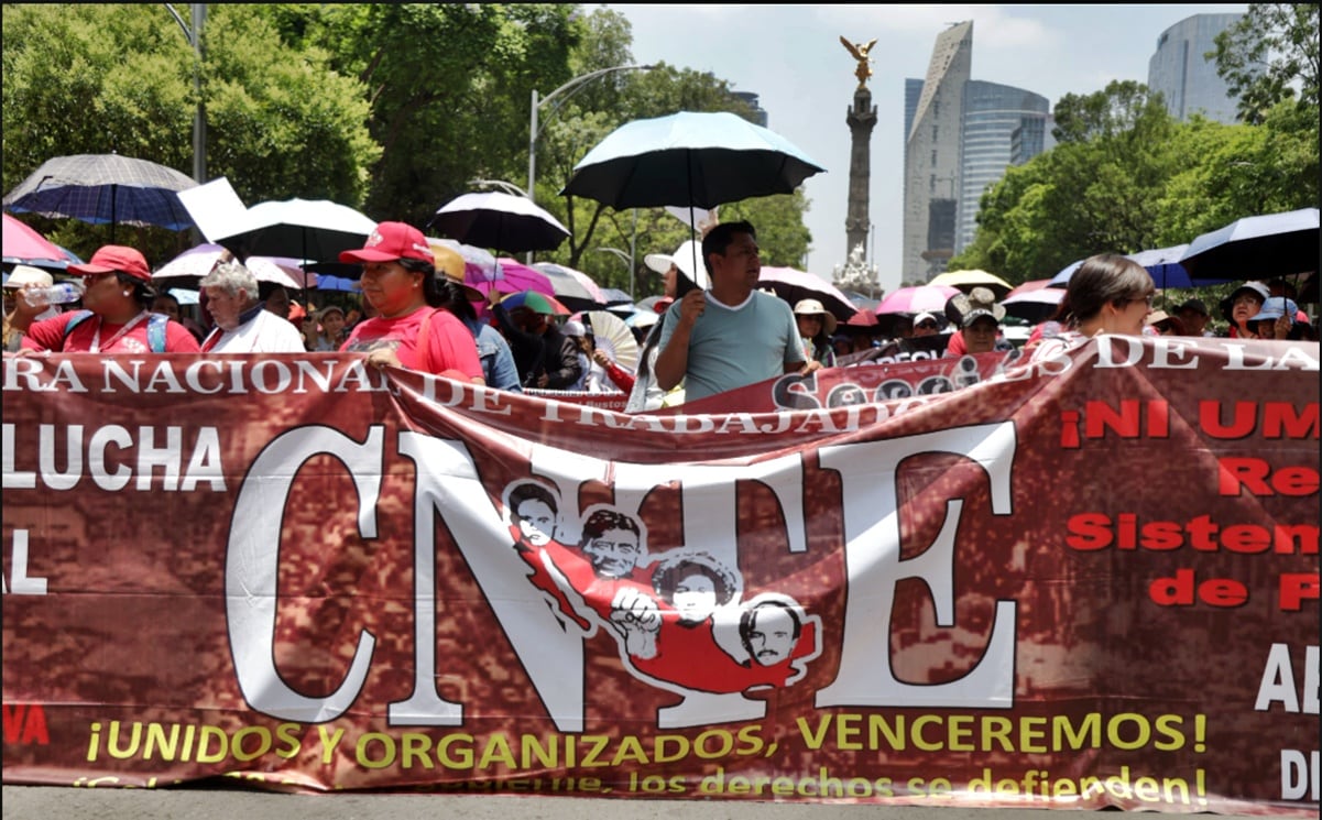 Quintana Roo prepara mesa de trabajo emergente para enfrentar llegada de sargazo; buscan atender puntos más críticos