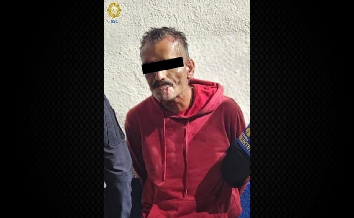 Mujer derriba carrito de elotes en Veracruz por tapar la entrada de su local; video se viraliza en redes sociales