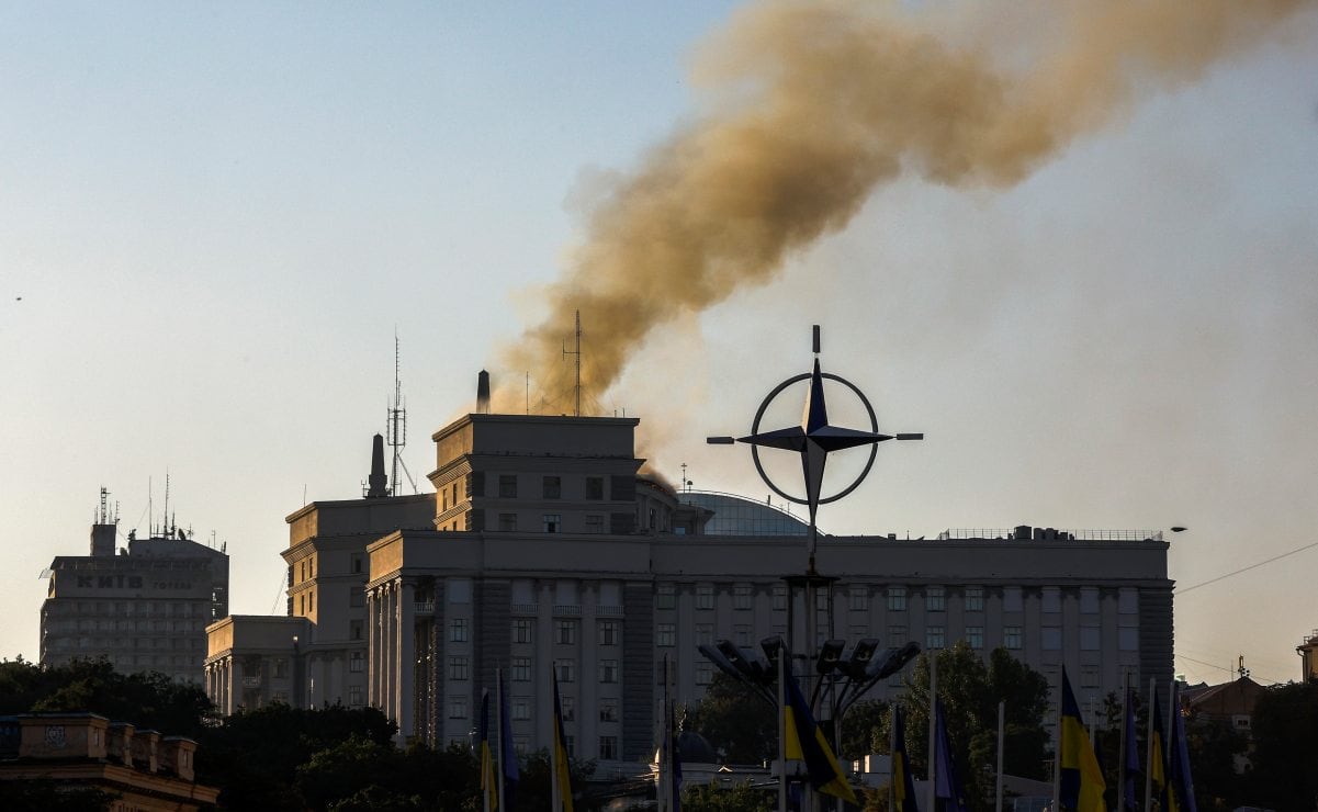Vecinos piden expropiar edificio de República de Cuba 11