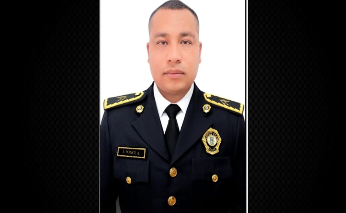 Comando incendia hacienda 