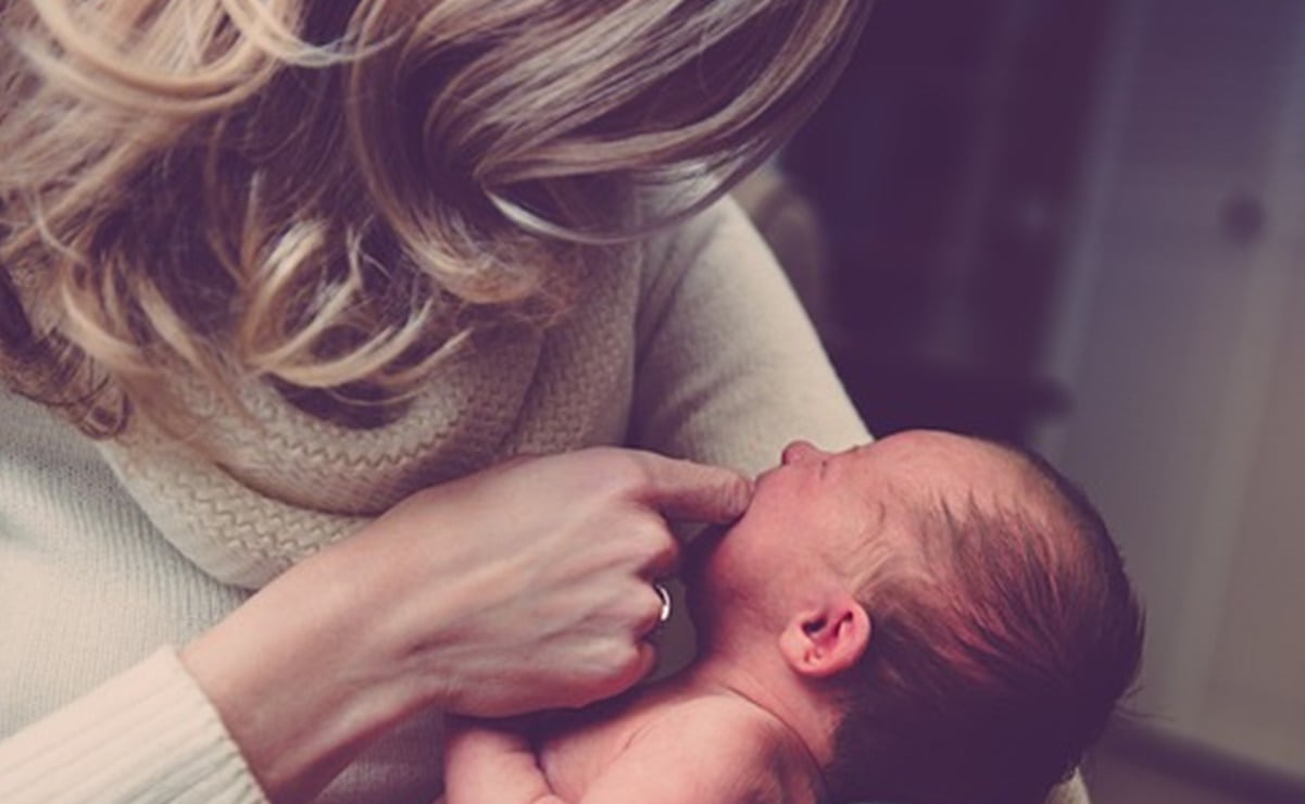 Detienen a tres hombres con más de 140 dosis de marihuana en la alcaldía Iztacalco