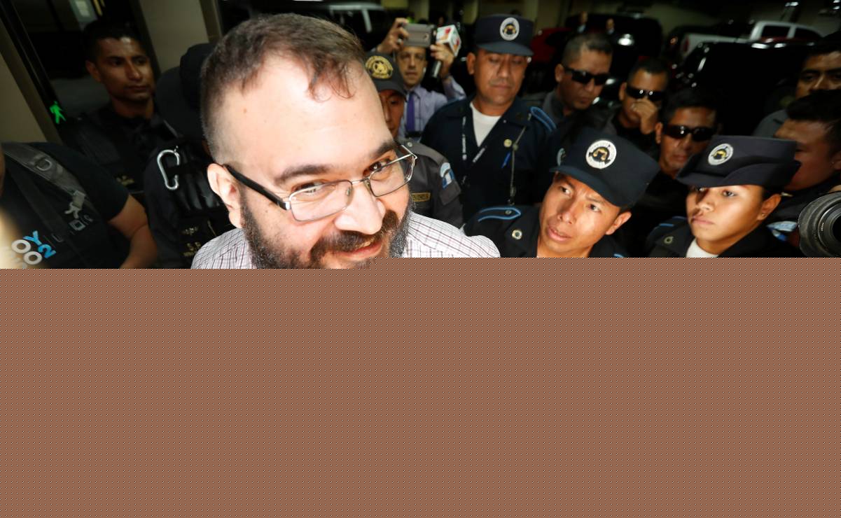 Yahir se ve afectado por una fuerte intoxicación