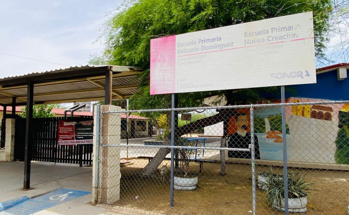 Rehabilitan drenaje colapsado por fuga de agua en V. Carranza
