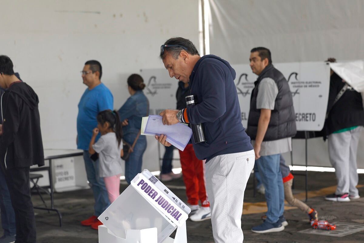 Suspenden 42 chelerías durante el fin de semana; intervienen en cuatro alcaldías por operativo