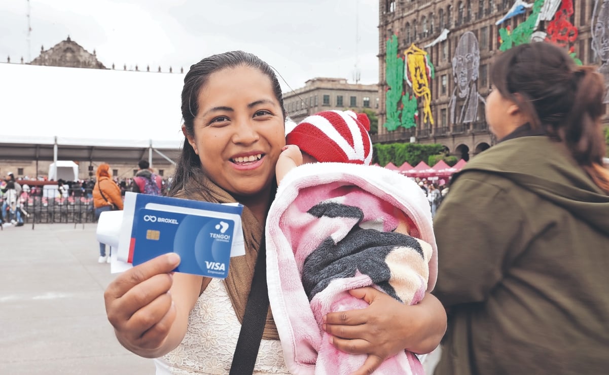 Destituyen a directora de la principal agencia de Salud de EU; sus abogados dicen que ella no renuncia