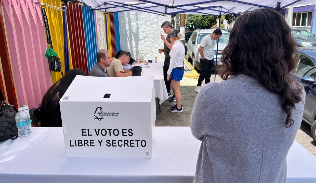 Ejecutivos y oficinistas se enfrentarán esta noche en los Emmy