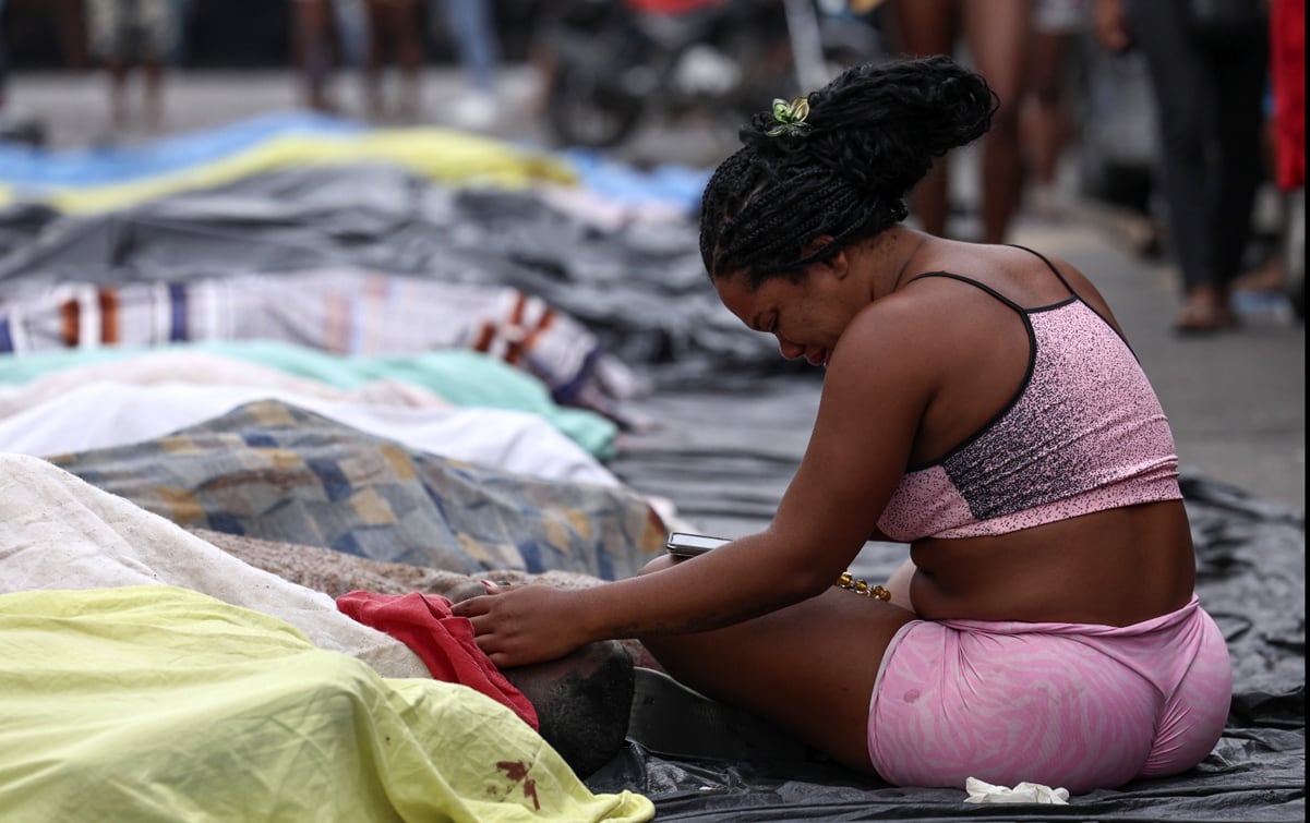 Río de Janeiro vive escenas de guerra; megaoperativo antinarco deja 64 muertos