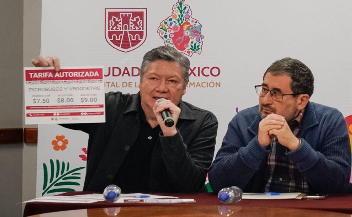 Conmemoran en Panteón de Dolores a personas que fueron sepultadas en la fosa común