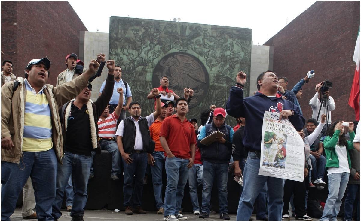 De Junior H a los Alegres del Barranco, los artistas del regional mexicano que han sido acusados de apología del delito