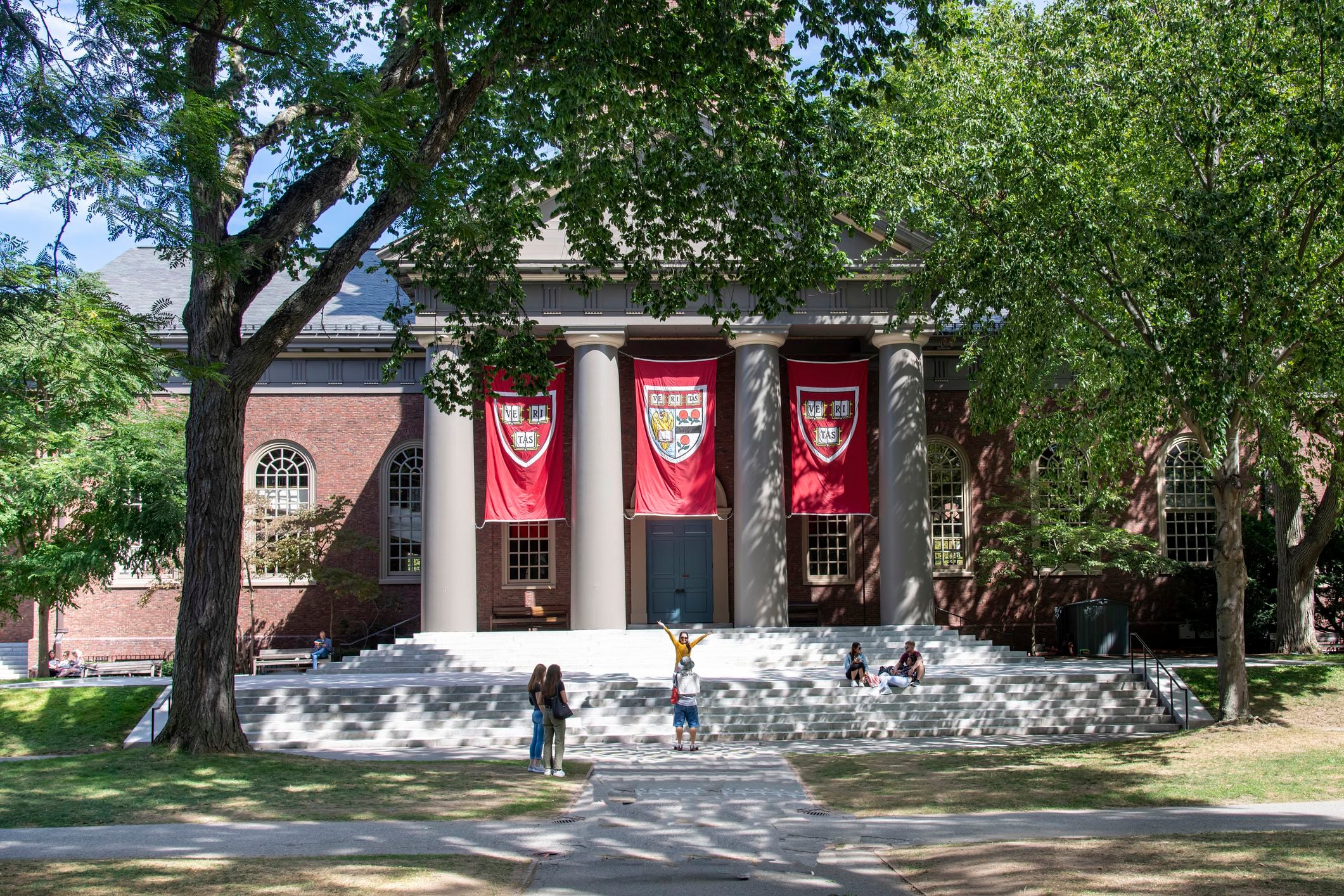 ¿Cuánto cuesta estudiar en el Instituto Tecnológico de Massachusetts (MIT) en 2024? Estos son los precios 