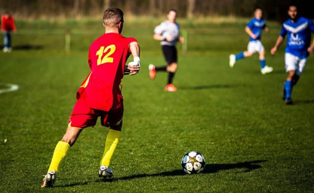 Demuestra tu talento en el futbol con estos campeonatos universitarios