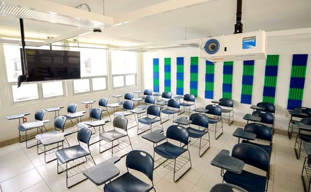 Universidad Veracruzana impulsa educación híbrida con 430 aulas nuevas