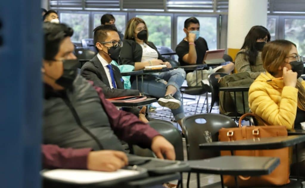 Así fue el regreso a clases en la UNAM de miles de alumnos | Generación ...