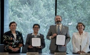 Iteso firma convenio con la Confederación Nacional de Escuelas Particulares