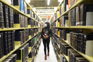 Booktubers: ¿qué son y cómo logran acercar a los jóvenes a los libros?