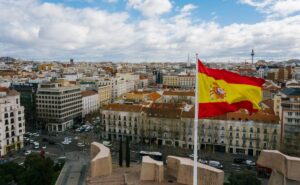 ¿Vives en España? Cuenta tu experiencia de migración en este concurso de la UNAM