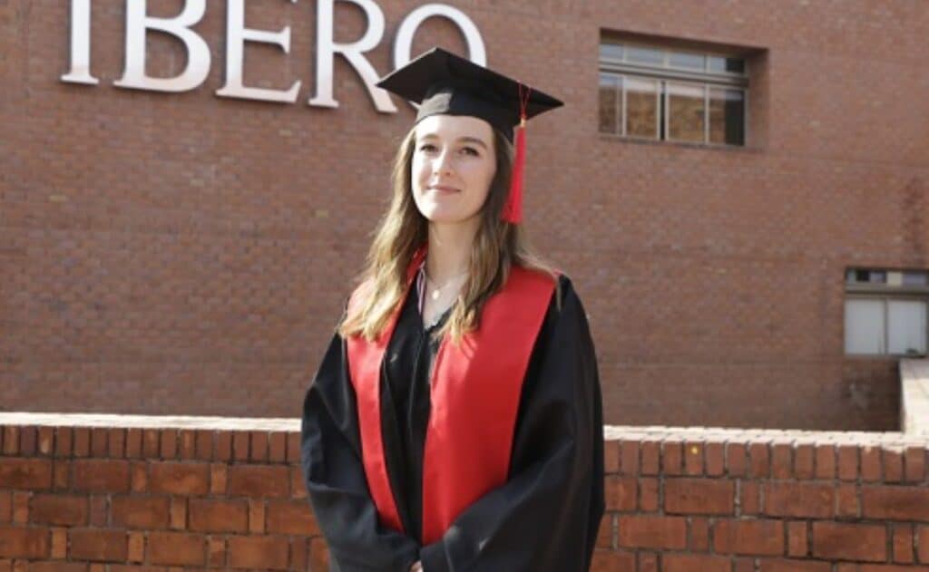 IBERO: se titula la primera alumna de la Maestría en Estudios de Arte con doble grado