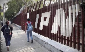 IPN garantiza entrega de becas Elisa Acuña