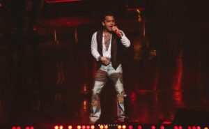 ¿Cuál es el nivel de estudios de Christian Nodal?