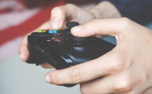 Videojuegos ayudarían en rehabilitación de personas que sufrieron infarto cerebral