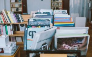 Remate de libros en la UNAM; hasta el 80% de descuento