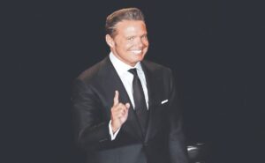 ¿Cuál es el nivel de estudios de Luis Miguel?