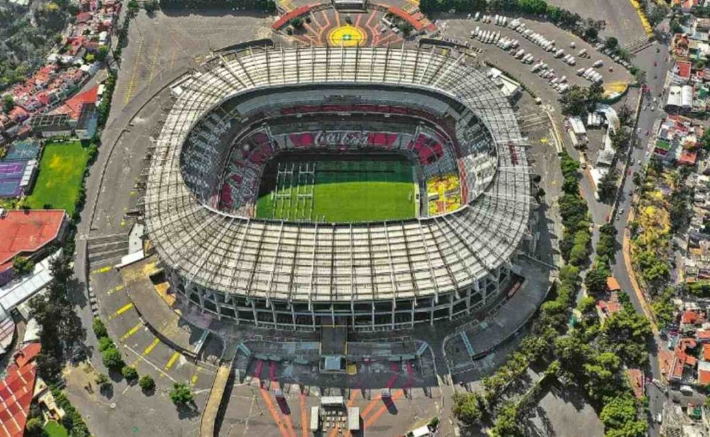 En-el-Estadio-Azteca-asi-se-aplicaba-el-examen-para-ingresar-a-la-UNAM-photo