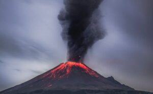 ¿Cómo afecta la ceniza volcánica a tu salud? UNAM lo explica