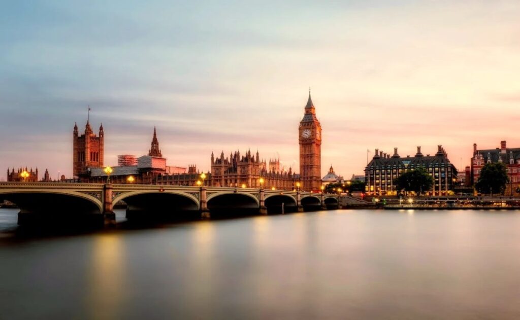 Postúlate a las becas de Doctorado en la Queen Mary University of London