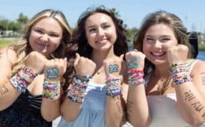 Beneficios de hacer Friendship bracelets para el concierto de Taylor Swift