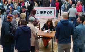 Libros, el pueblo español de 100 habitantes que pide ayuda para crear una biblioteca