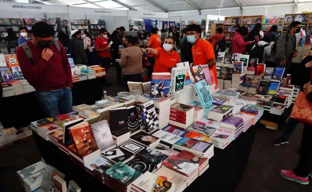 ¿Listo para la Feria del Libro IPN 2023? te traemos toda la información
