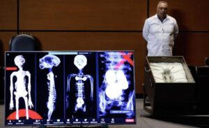 ¿Existen los extraterrestres? UNAM aclara la “evidencia” presentada por Maussan