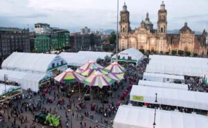 ¿Cuándo es la Feria Internacional del Libro en el Zócalo?