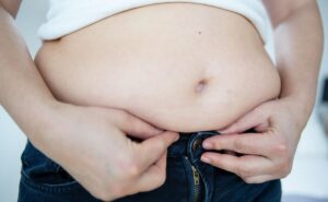 Qué son los “obesógenos”, las sustancias químicas que nos engordan incluso sin comer