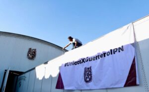 IPN abre centros de acopio de útiles escolares para niños de Guerrero