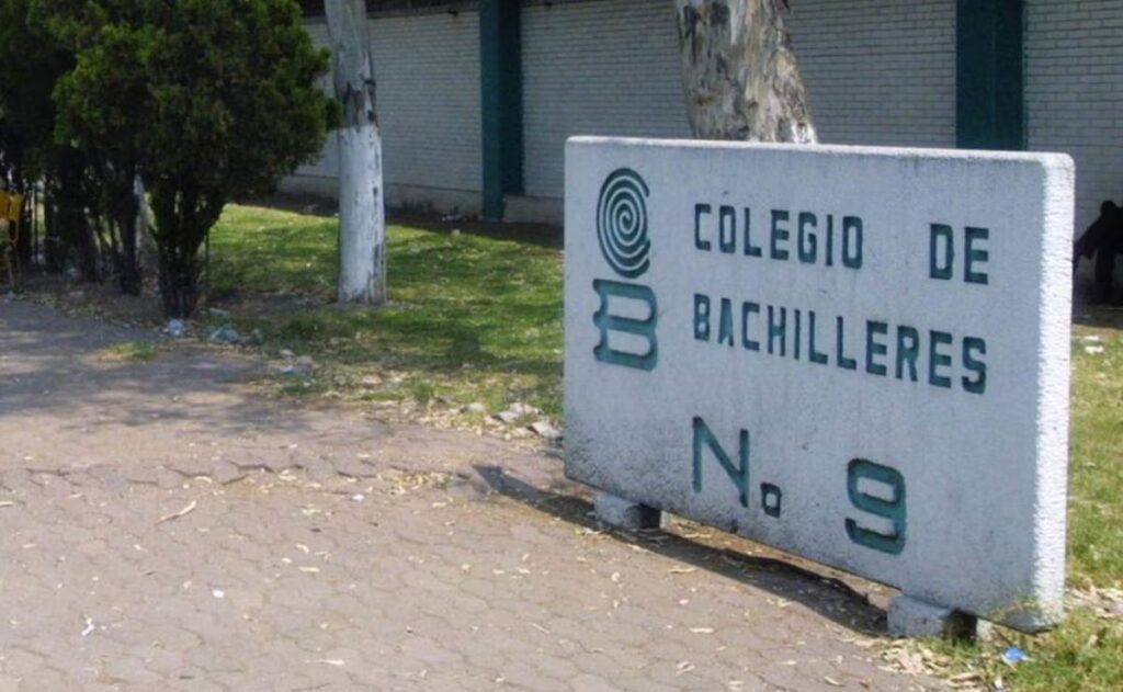 planteles de bachilleres en huelga