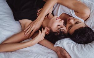 ¿Cómo diferenciar entre el amor y el deseo sexual? UNAM explica