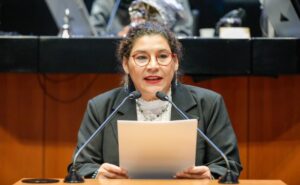¿Qué estudió la nueva ministra de la SCJN, Lenia Batres Guadarrama?