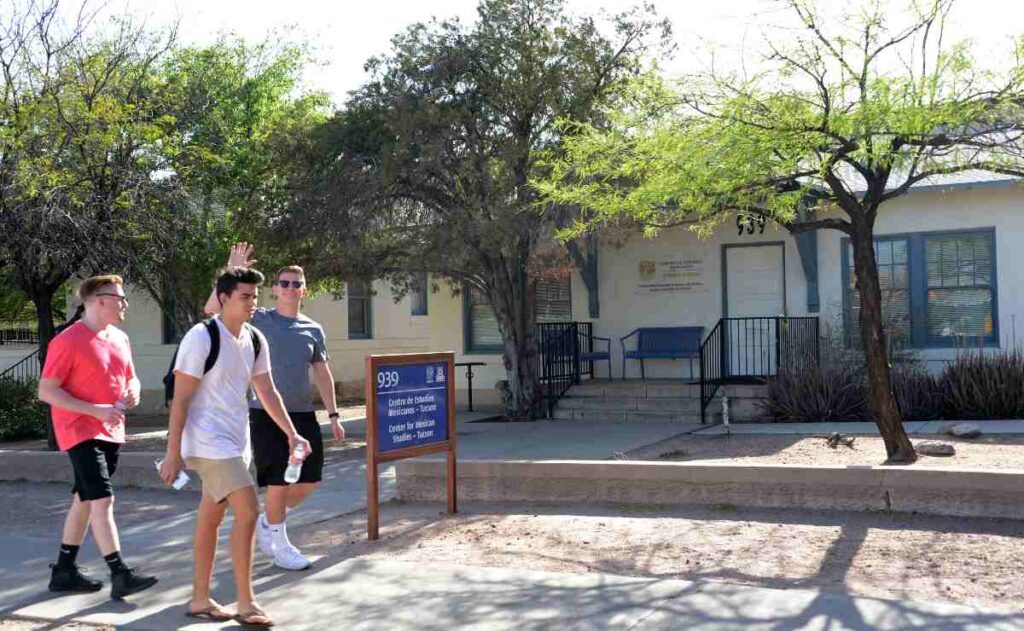 Cómo puedes ser parte de UNAM campus Tucson, Arizona